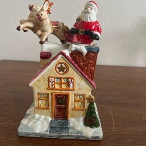 Holiday Treasures Santa Reindeer Christmas House Figurine 8.5"